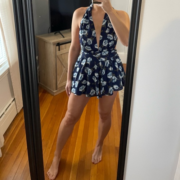 Lulus Elevated energy navy blue floral print convertible romper - Picture 9 of 12